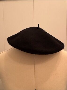 Alxiliary Classic Wool Beret (Black)